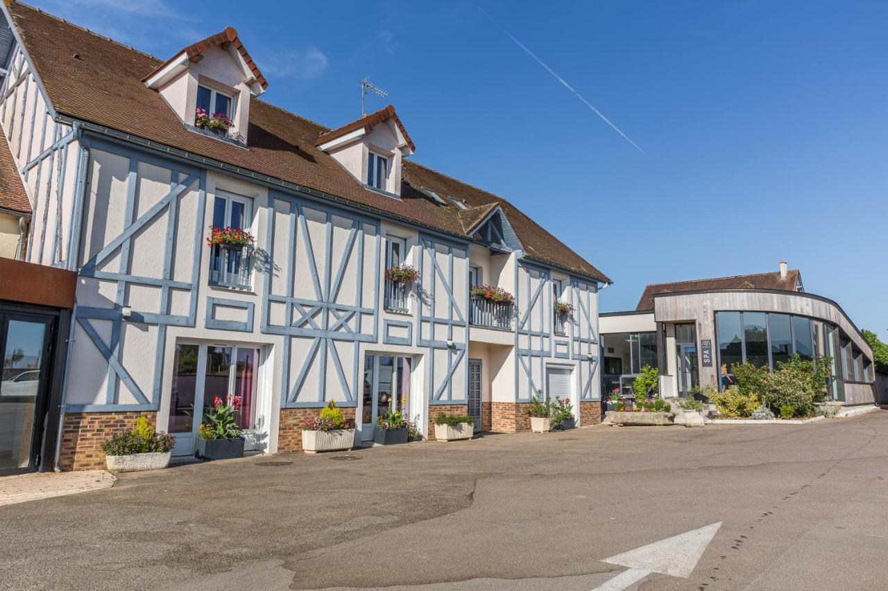 Logis Aux Maisons Екстер'єр фото